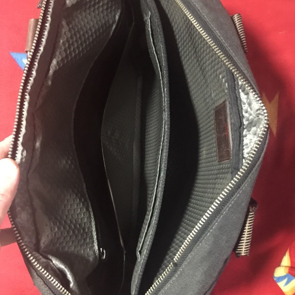 TUMI flawed messenger bag super quality EUC - Picture 7 of 16